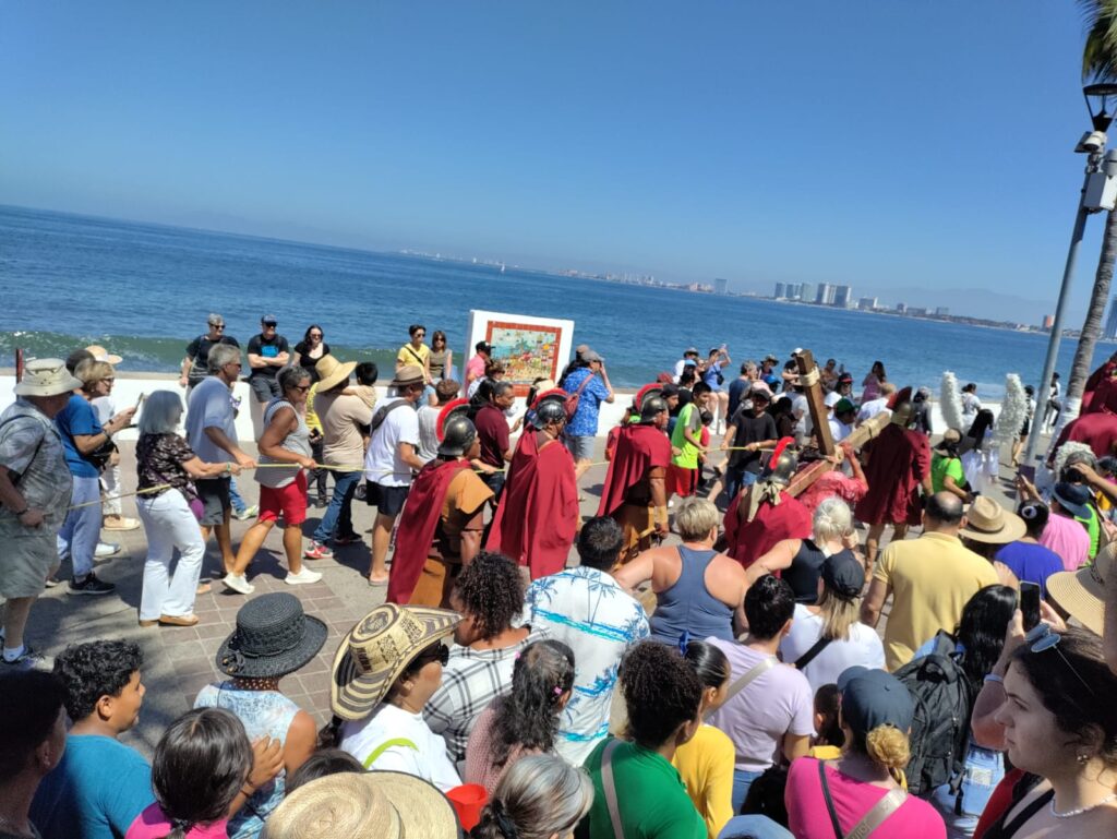 Procesión del Viernes Santo: Una Tradición Viva en el Corazón de Puerto Vallarta