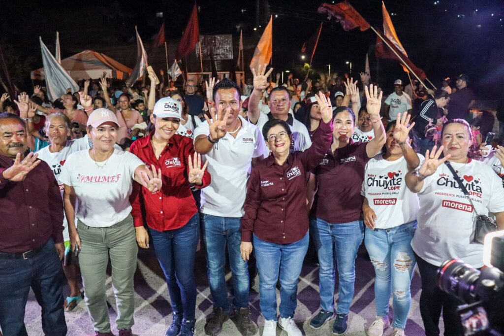 Bugambilias Refrenda Su Cariño por Chuyita López y por Morena