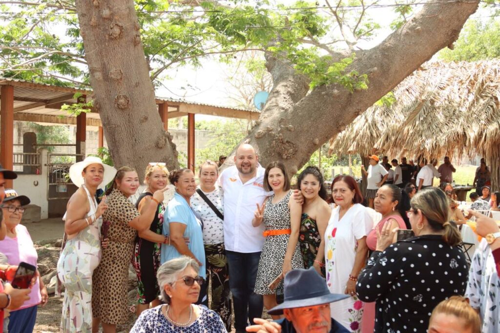 Las mujeres libres están con “El Mochilas”