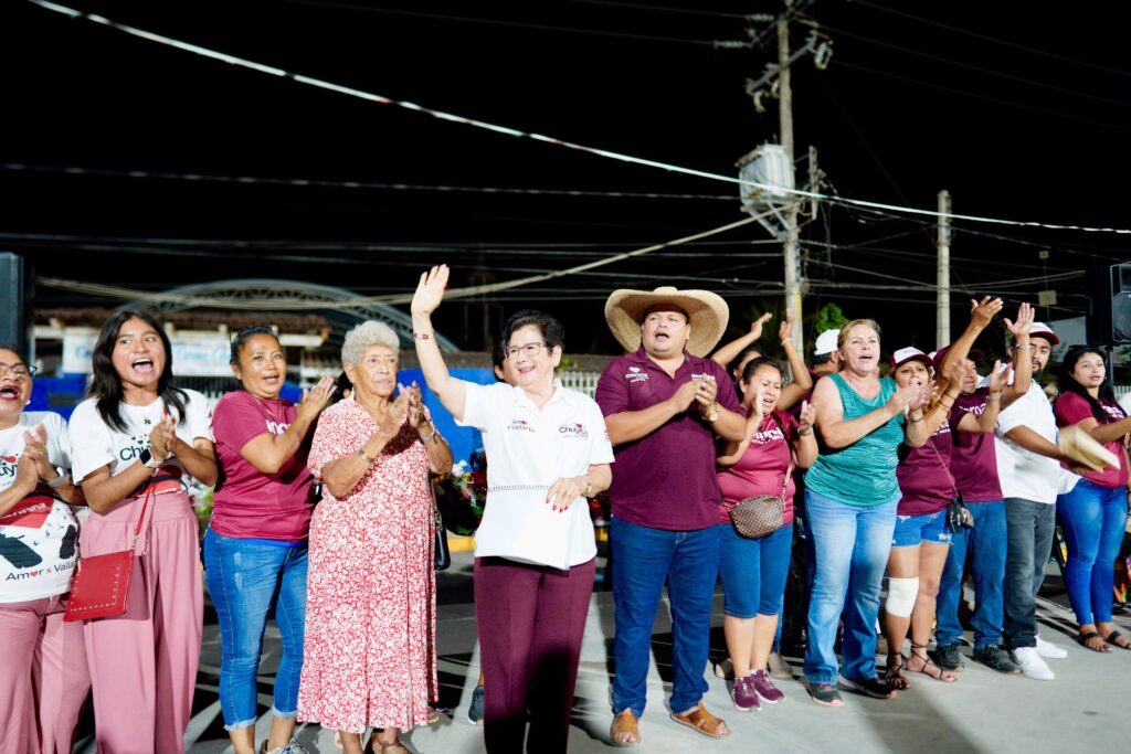 Programas sociales para las mujeres; Chuyita López