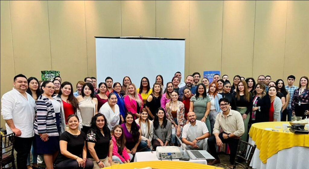 Se continúa promoviendo Puerto Vallarta en el Norte del País