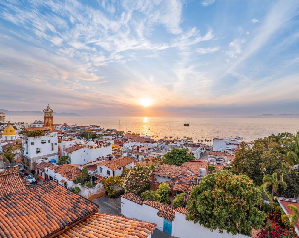 Puerto Vallarta encabeza pronósticos para primer puente del año