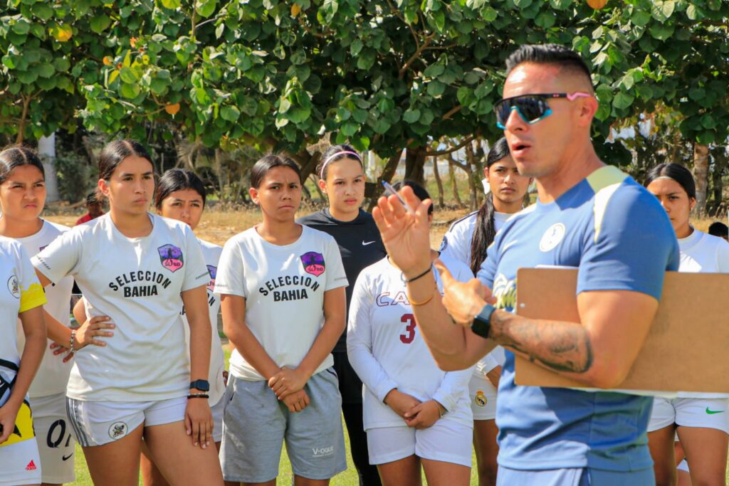 En Puerto Vallarta se impulsa el deporte femenil