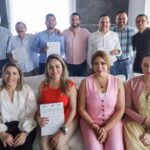 Firma Munguía convenio con FONACOT para beneficiar a trabajadores municipales