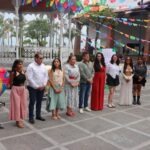 Artistas locales dan vida a la identidad vallartense en Plaza de Armas