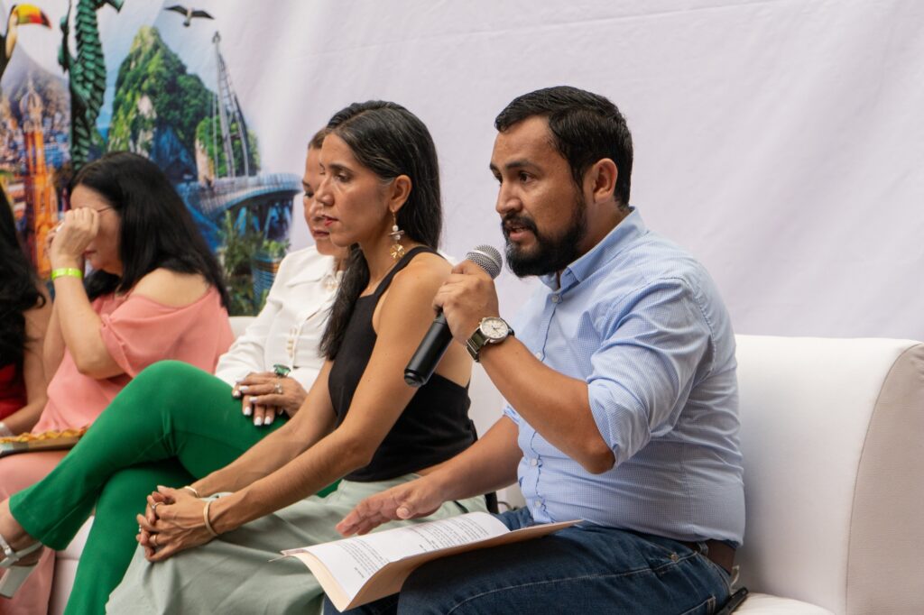 Testimonios del pasado: presentan obras literarias sobre la memoria vallartense