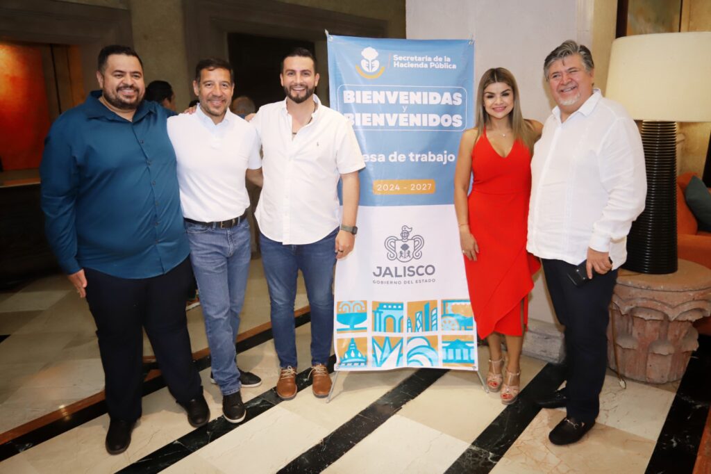 Gobierno de Munguía trabaja para asegurar un futuro financiero próspero para Vallarta