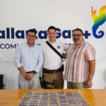 Entregan placas personalizadas a policías municipales de la Zona Romántica como parte de la campaña Zona Safe
