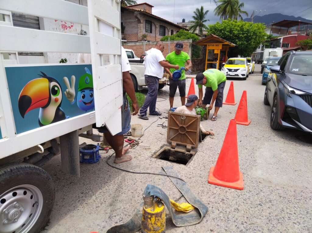 Concluye SEAPAL con éxito entronque en Paseo de la Vena
