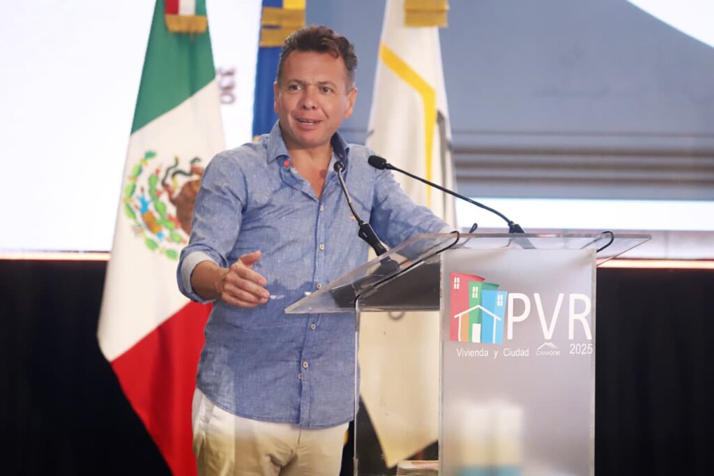 “El Puerto Vallarta que conocimos volverá a brillar”: Pablo Lemus