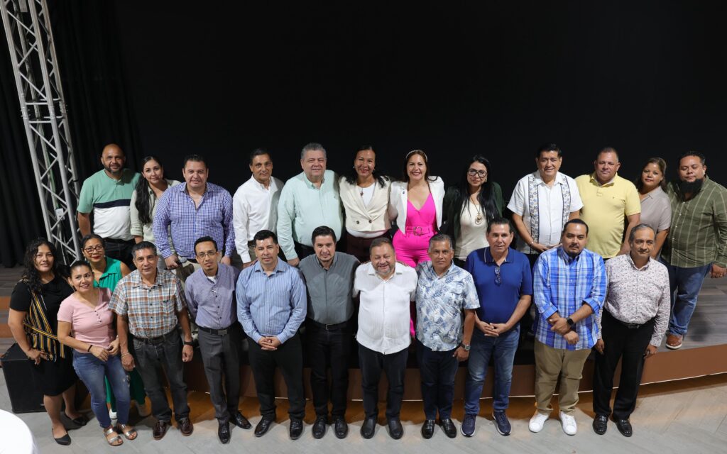 Logran histórico encuentro entre credos religiosos para promover los valores en Puerto Vallarta