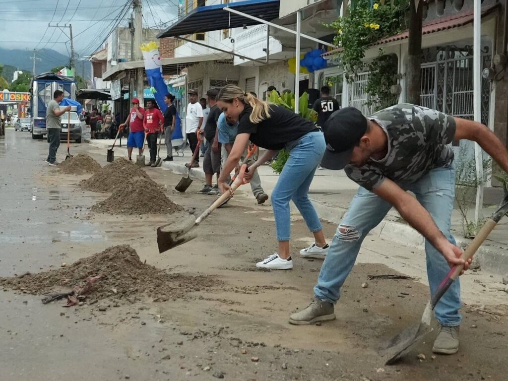 SEAPAL Vallarta y Protección Civil refuerzan acciones en Ixtapa tras lluvias atípicas