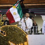 Munguía da el Grito de Independencia ante miles de vallartenses y turistas