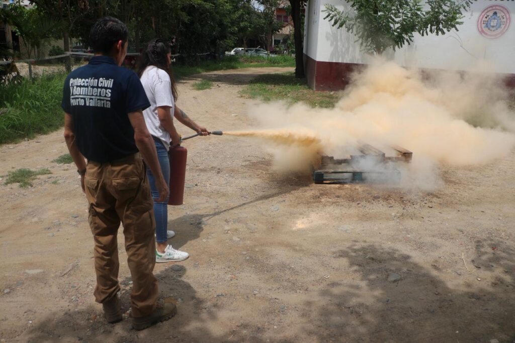 Capacitan a trabajadores del Ayuntamiento en prevención de incendios y emergencias