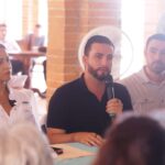 Ante vecinos y comerciantes, Munguía aclara dudas sobre la obra de rehabilitación de la Av. México en el Centro