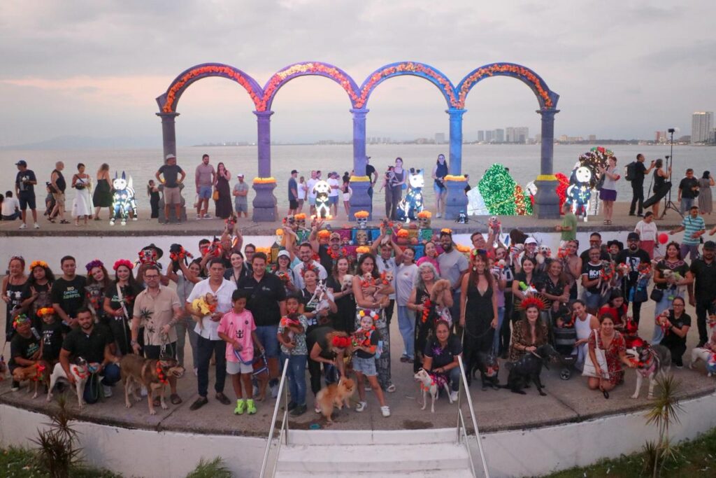 Huellitas del Más Allá llena de color el cierre del Festival Recuérdame 2025