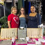 Familias disfrutaron del Bazar Joven y el TukiCine en el Parque Lineal