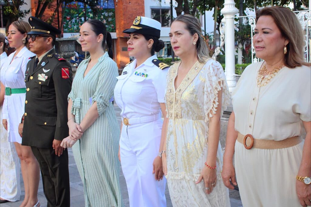 Puerto Vallarta conmemora el aniversario de la Constitución Mexicana