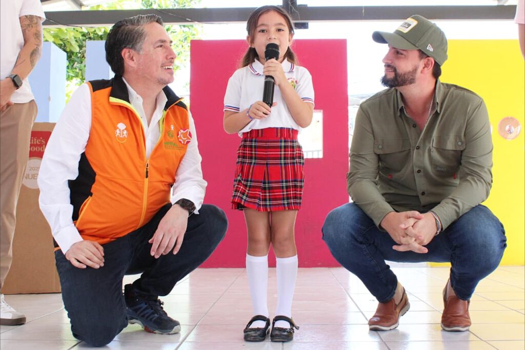 Vallarta fortalece sus escuelas con el programa estatal “Jalisco con Estrella”