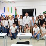 “Pa’ Que Veas Bien” entrega lentes gratuitos a estudiantes del CONALEP Ixtapa