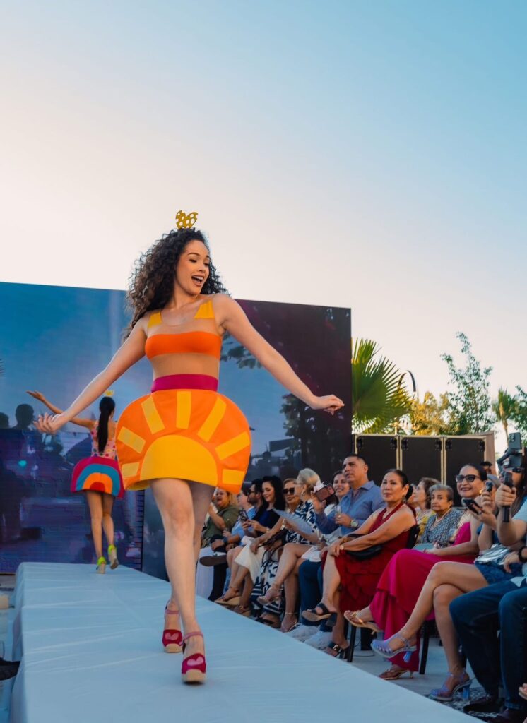Sunset Fashion Show 2026: glamour, corazones solidarios y una tarde que brilló frente al mar