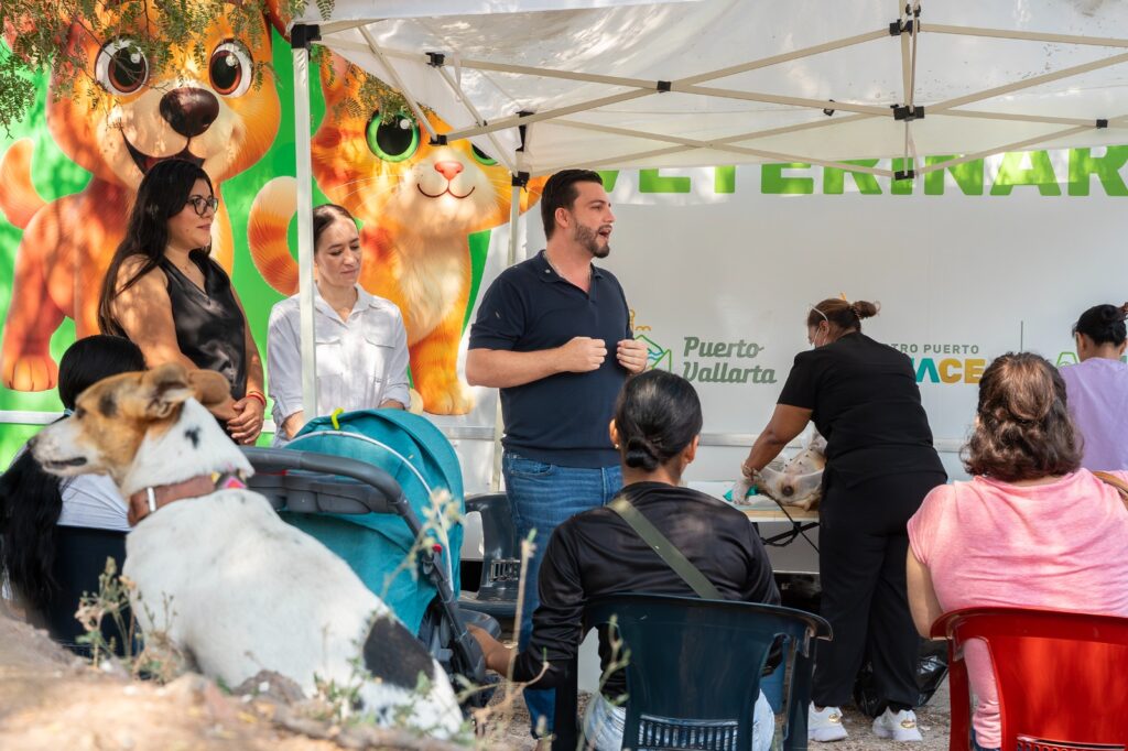 Llega la Unidad Móvil Veterinaria a la colonia Cristóbal Colón