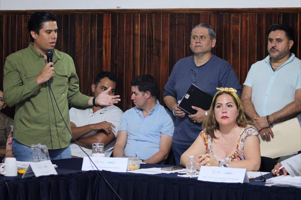 Después de más de 30 años sin intervención, se modernizará el sistema eléctrico y se otorgará apoyo económico a locatarios afectados.