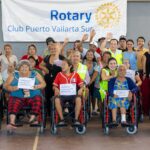 Entrega Club Rotario sillas de ruedas a usuarios de DIF Vallarta