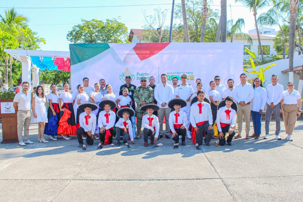 Puerto Vallarta honra el legado de Miguel Hidalgo