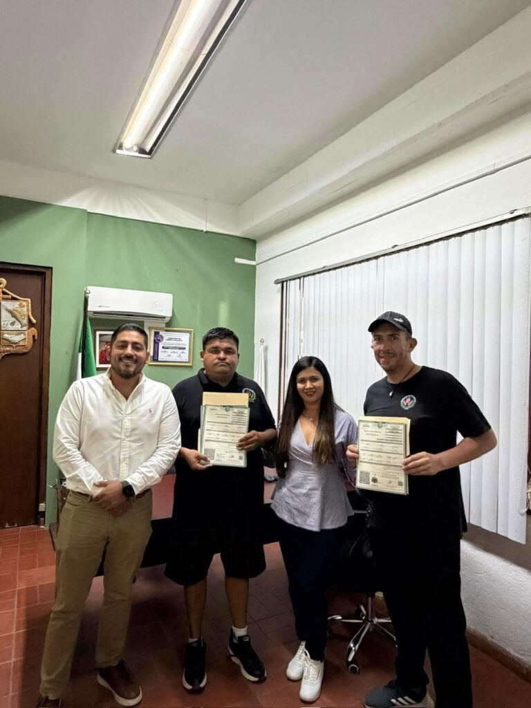 Entregan 194 actas de nacimiento a personas en rehabilitación