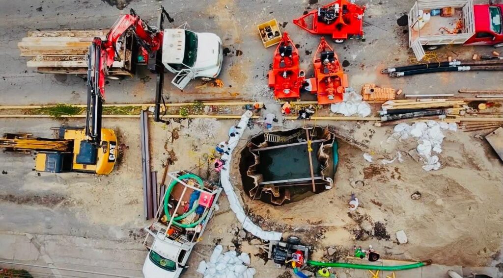 Avanza reconstrucción del Colector tras estabilizar contingencia