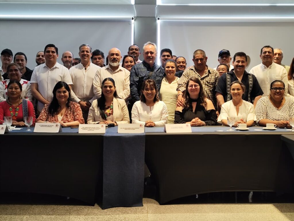 Bruno Blancas reúne a pescadores