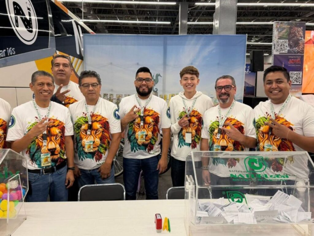 Puerto Vallarta se promueve en Expo Viaja 2026