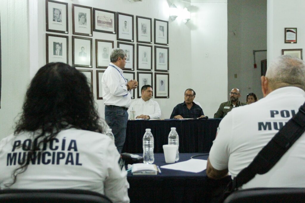 Reciben capacitación integrantes del Consejo Municipal de Prevención Social de las Violencias y la Delincuencia