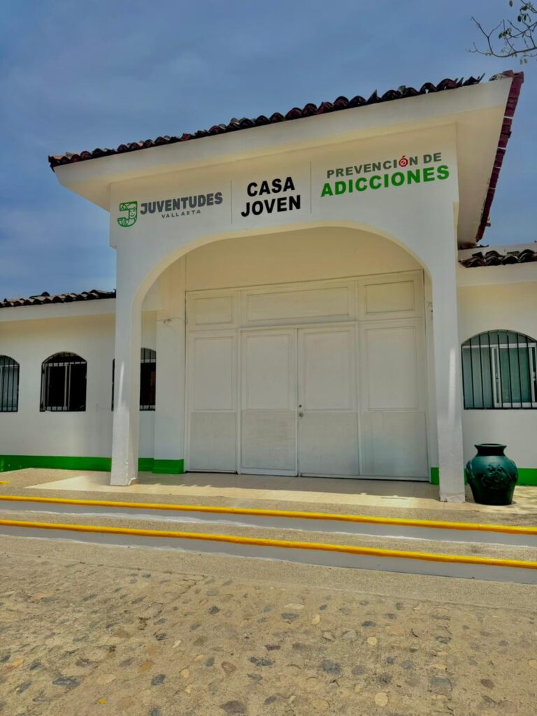 Brinda Gobierno Municipal orientación jurídica gratuita a la juventud vallartense”