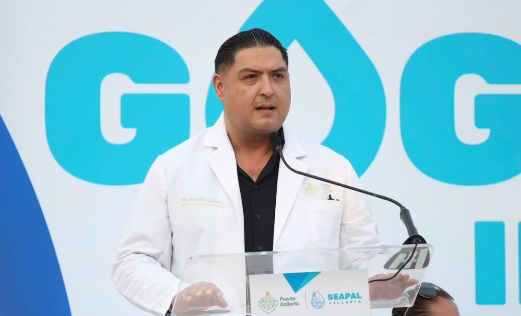 Clínica del Dr. Tucán continúa beneficiando a vallartenses con entrega de lentes
