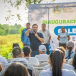 Cumple Luis Munguía a Tebelchía con agua potable y más apoyos para sus familias