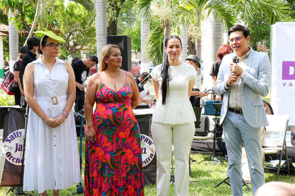 Adulto Mayor recupera la audición gracias a “cumpliendo sueños” del DIF Vallarta