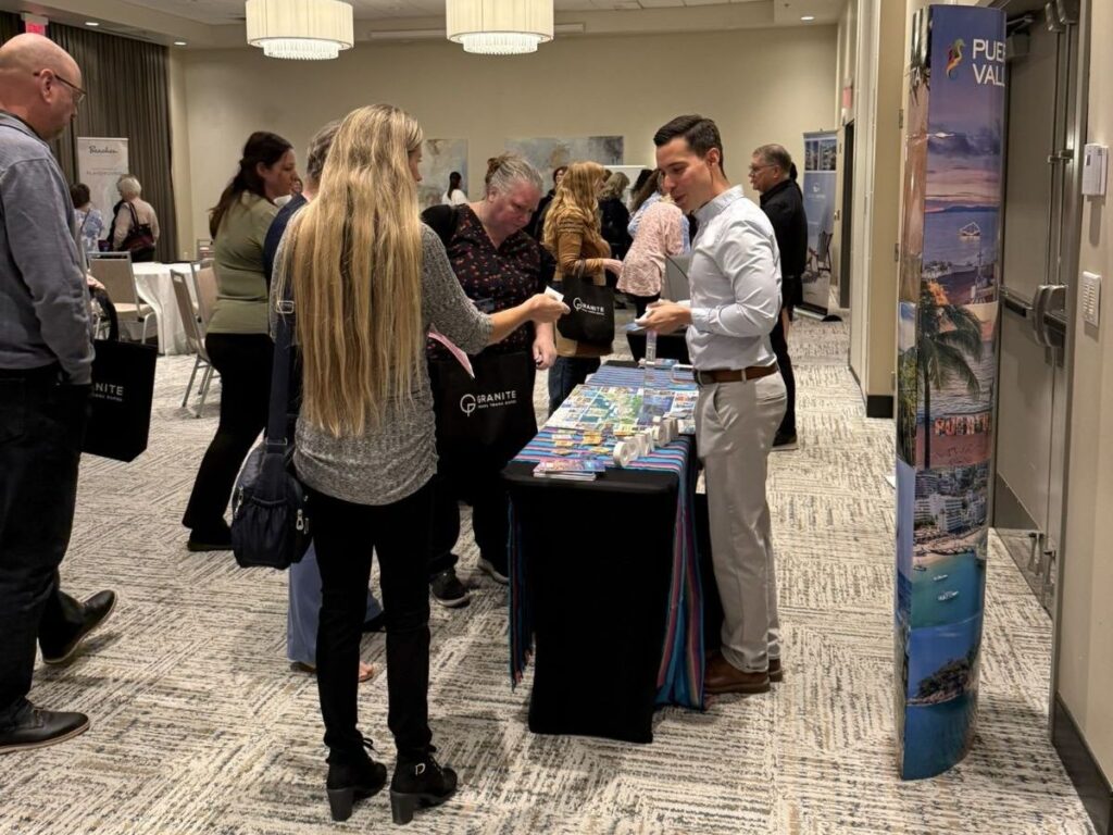 Continúa la promoción de Puerto Vallarta en Canadá