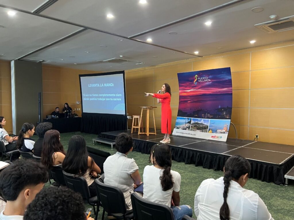 Puerto Vallarta realiza su 3er. Encuentro Jóvenes y Profesionales del Turismo